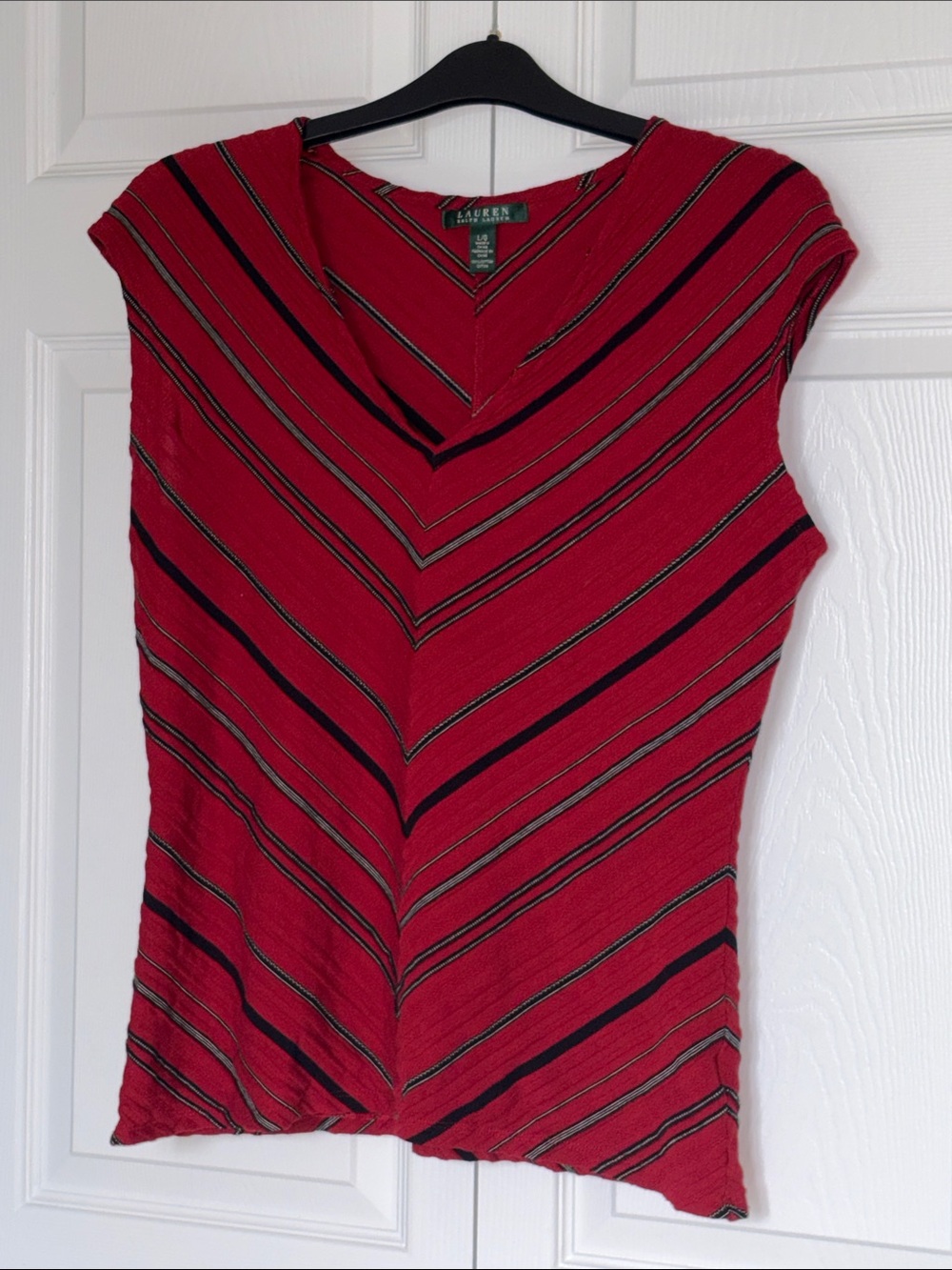 Lauren Ralph Lauren Red Striped V‑Neck Cap Sleeve Top
More Cherry Red